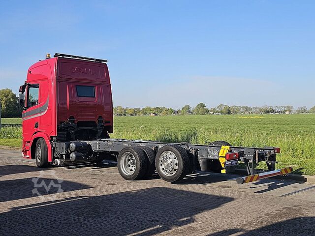 Chassis med førerhus SCANIA R500 6x2 Retarder Leather