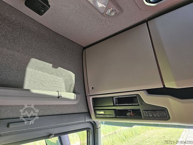 Chassis med førerhus SCANIA R500 6x2 Retarder Leather