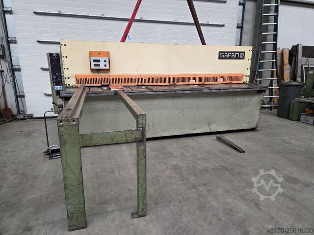 Hydraulic guillotine shear Safan VS 310 6