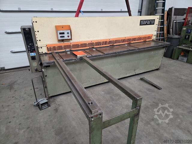Hydraulic guillotine shear Safan VS 310 6