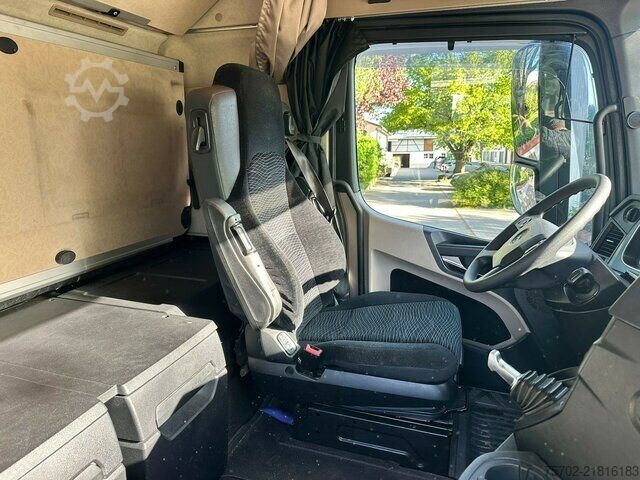 Dodávka Mercedes-Benz Actros 1845 Sattelzugmaschine