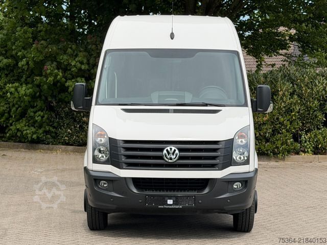 Motor coach VOLKSWAGEN Crafter 50 2.0 Tdi ReiseBus 1+16 Sitze Klima Ahk