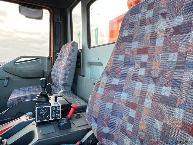 Speciális rendeltetésű teherautó IVECO ML 120E18 Abrollkipper/Kran-Mulde/Funk/Seilwinde