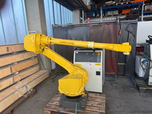 Robô industrial Fanuc M710iC/20L , R30iA