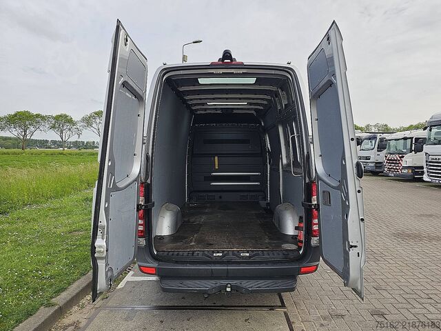 Yüksek tavanlı istasyon vagonu MERCEDES-BENZ SPRINTER 316 L2H2 Automaat 163Pk!