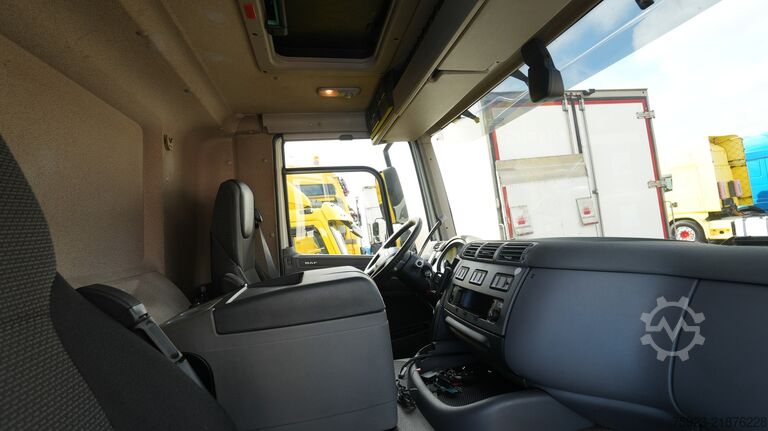 Vinç kamyonu DAF CF 400 open box with Palfinger PK 17502 crane