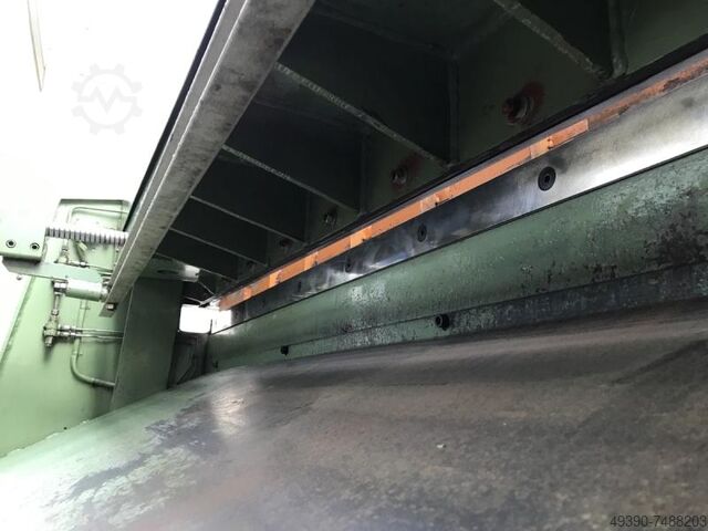 Guillotineschaar met zwenksnijkant, guillotineschaar voor plaatwerk, plaatschaar KÖLLSCHEN BSK 2000/2