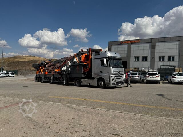 Razbijanje biljke Polygonmach Mobile impact crusher with screen 1200x1000mm w...