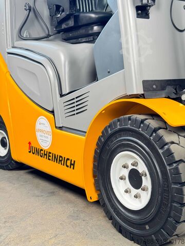LPG ön yükleyici Jungheinrich TFG 320s - Service Neu - 4 m Hub - 2t - VW Motor