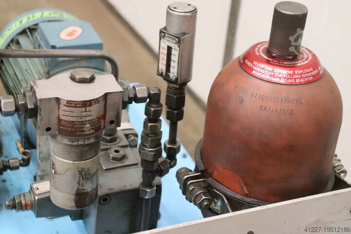 Agregat hydrauliczny dwusekcyjny 3 kW 150 bar / 0,37 kW 100 bar ABB ASEA 15 l/min / 0,8 l/min