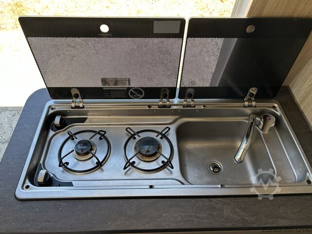 Lakókocsi/lakóautó Fiat Weinsberg Carabus 600 K | 4 Posti Letto | Completamente Attrezzato