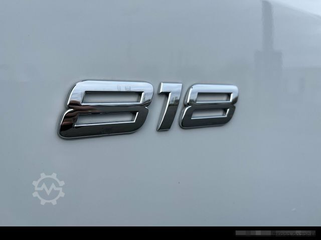 Transporter Fahrgestell MERCEDES-BENZ Atego 818 K 4x2 3-S.-Kipper+Klima+2xAHK+2200 km!