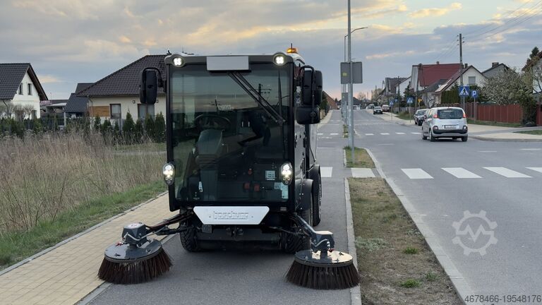 Măturătoare electrică Boschung Urban Sweeper S2.0 Powered by Electric