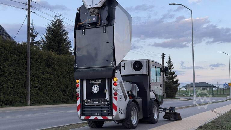 Măturătoare electrică Boschung Urban Sweeper S2.0 Powered by Electric