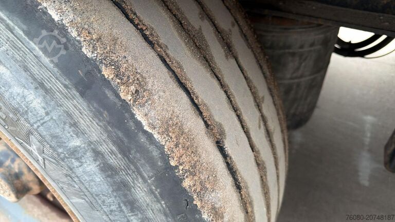 Platte bak ZREMB NS 180 (DRUM BRAKES / FREINS TAMBOURS)