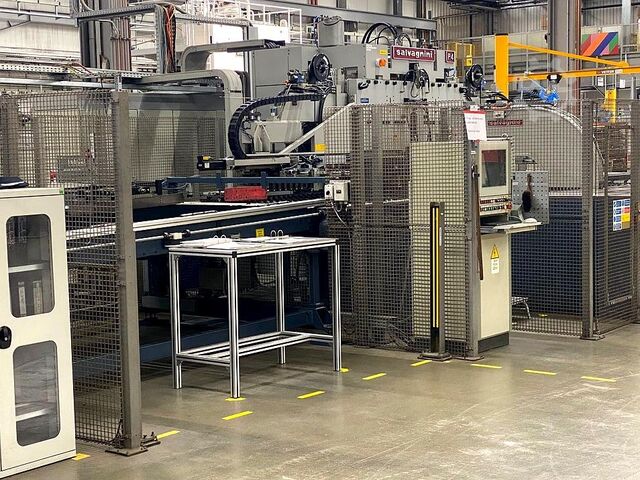 Centrum wykrawania i gięcia Salvagnini S4 P4