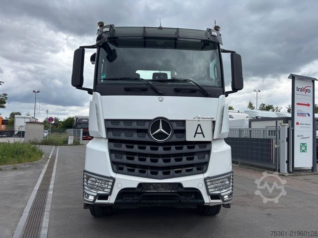 Standart çekici ünitesi MERCEDES-BENZ Arocs 2658 6X4 EURO6 Retarder Kipphydraulik