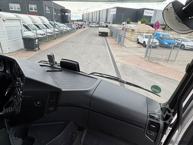 Standart çekici ünitesi MERCEDES-BENZ Arocs 2658 6X4 EURO6 Retarder Kipphydraulik