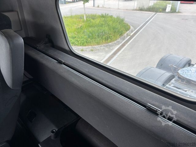 Standart çekici ünitesi MERCEDES-BENZ Arocs 2658 6X4 EURO6 Retarder Kipphydraulik