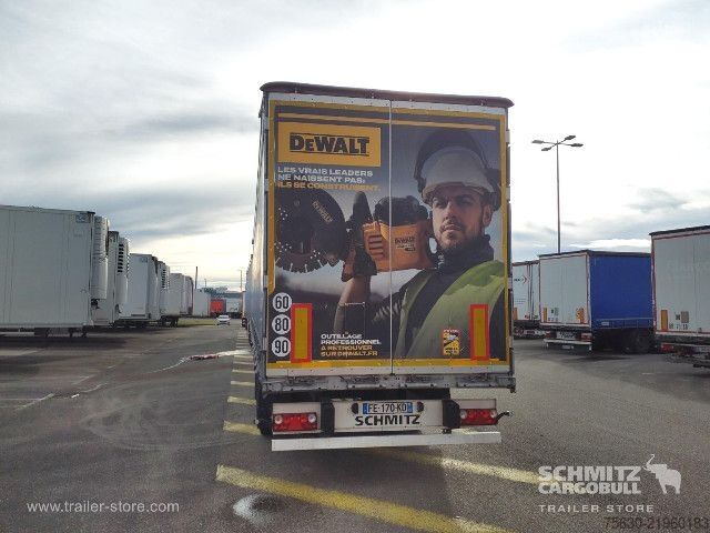 Semirimorchio con telone Schmitz Cargobull Semitrailer Curtainsider Standard