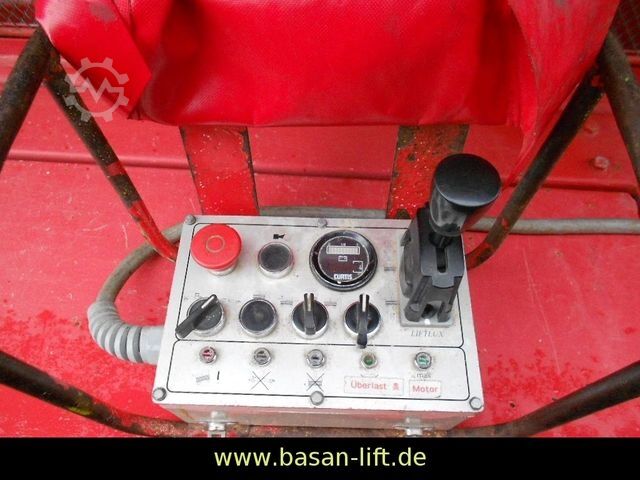Work platform Liftlux SL172-18E2WD, Scherenbühne 19,2 m