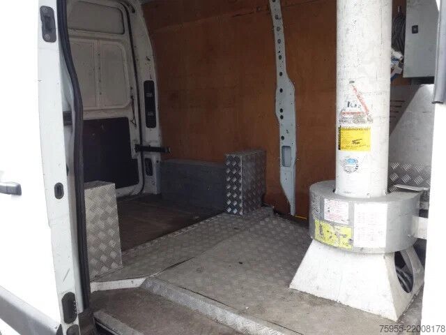Piattaforma di sollevamento Renault Master france elevateur 11,5 meter