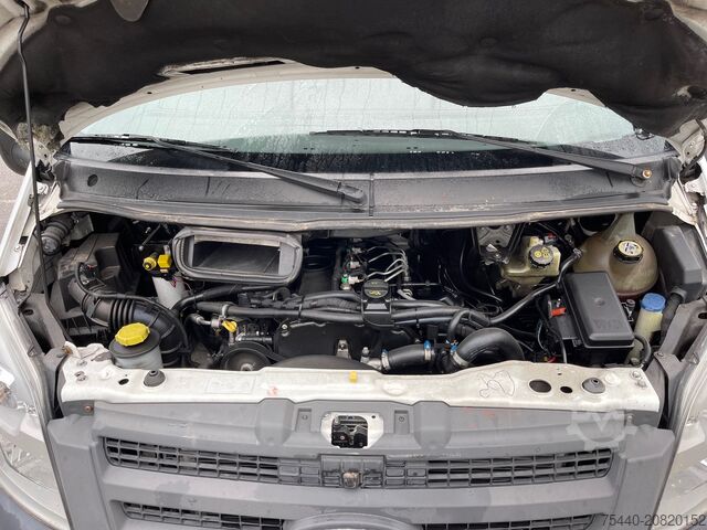 Minibus Ford Transit Minibus 2.4 - Dach-Klima - 17er