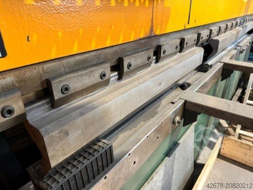 3-akset CNC kantpresse HACO ERMS 40135