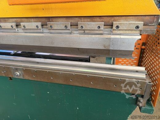 3osý CNC ohraňovací lis HACO ERMS 40135