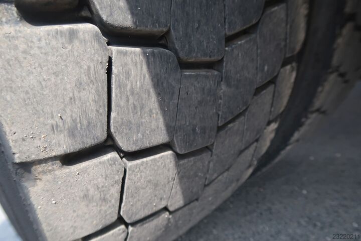 Standard dragbil DAF XF 460 FT