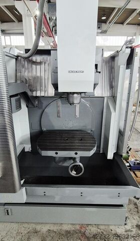 Centre d'usinage universel Deckel Maho DMU 50 T Heidenhain Mill Plus