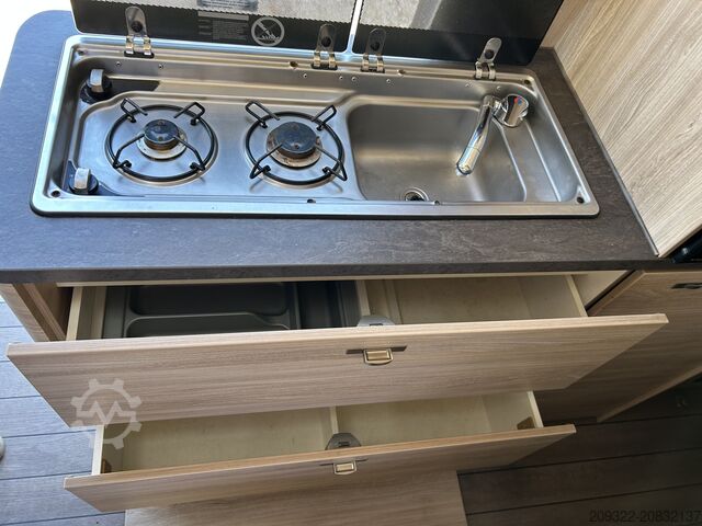 Caravan/camper Fiat Weinsberg Carabus 600 K | 4 Posti Letto | Completamente Attrezzato