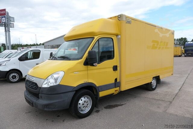Skåpbil iveco Daily 35 S11 C30C AUTOMATIK KAMERA Regale LUFT DURCHGANG EURO-5 CoC
