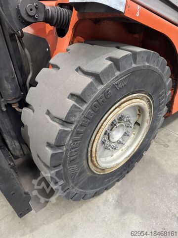 Diesel gaffeltrucks BT C4D350E Cesab Drago 350 Kabine STVO