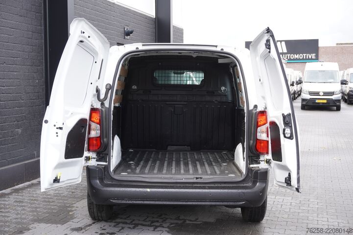 Carrinha de tejadilho alto Peugeot Partner 1.2 Benzine! EURO 6 - Airco - Navi - Cr...