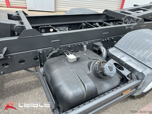 Bestelwagenchassis MERCEDES-BENZ Atego 818*BDF*Hubschwinge*Klima*3 Sitze*