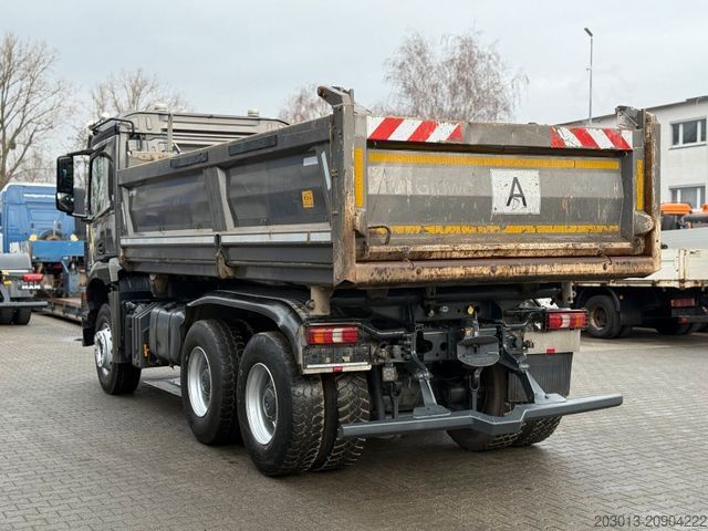 Camión volquete trilateral MERCEDES-BENZ Arocs 2646 6x4 Kipper MEILLER Bordmatik