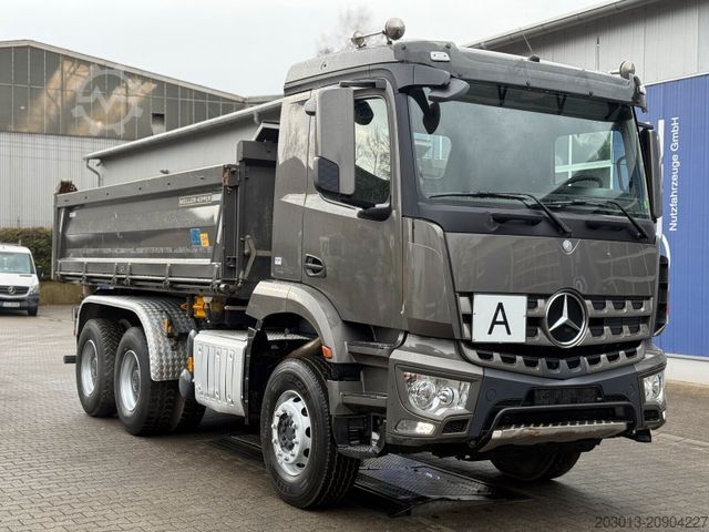 Camión volquete MERCEDES-BENZ Arocs 2646 6x4 Kipper MEILLER Bordmatik