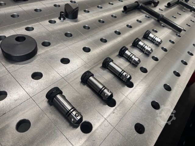 Welding table, rotary table, positioner Protec 3 - D Schweisstisch Lochtisch normal + plasmanitriert