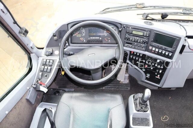 Touringcar VDL/Bova Futura FHD 127.365 / Handicaped lift / Full opt...