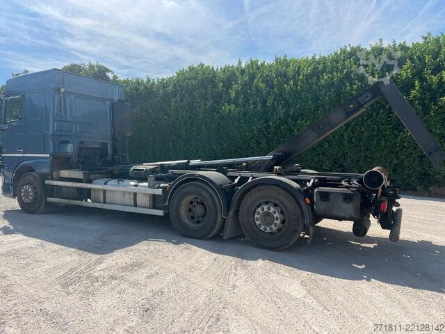 Haakarm vrachtwagen DAF DAF XF510 SCARRABILE USATO