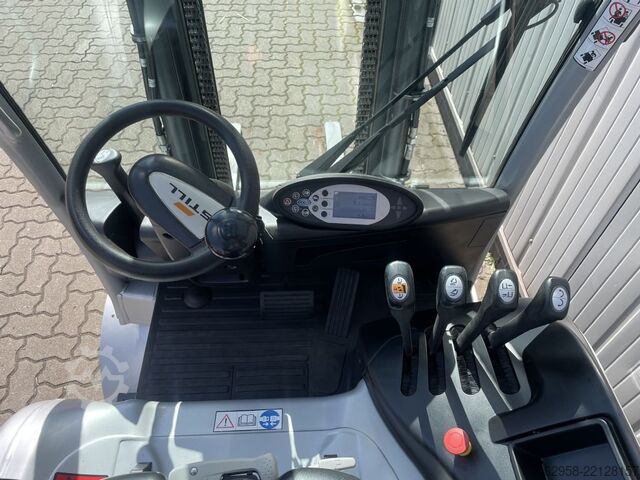 Elektrische vorkheftruck met 4 wielen Still RX60-25