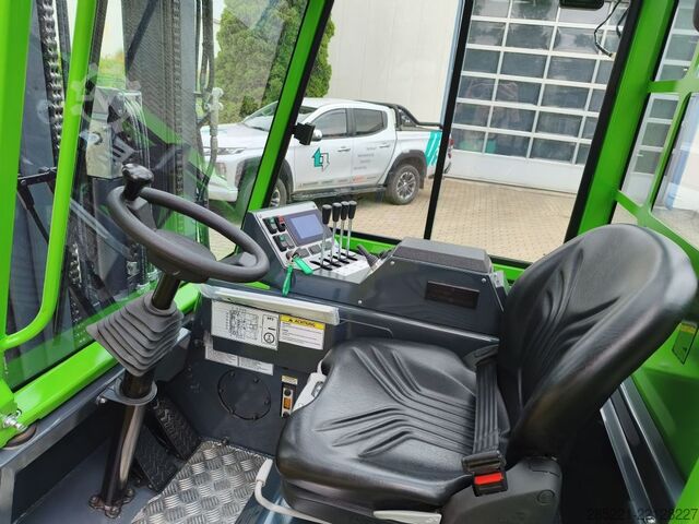 Fyrvägs sidlastare Combilift CBE4000 4-Wege Stapler