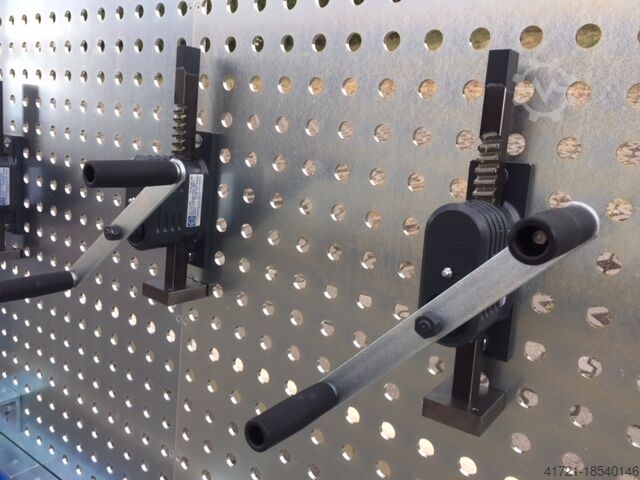 Geperforeerde plaatpers WINTER MULTIPRESS DELUXE