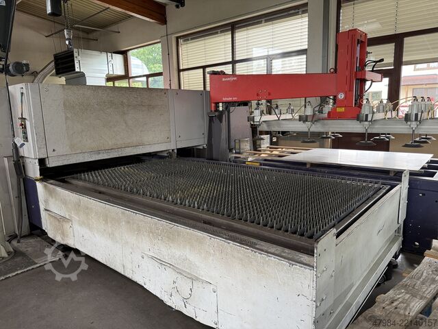 Laserový řezací stroj BYSTRONIC BYSTAR 3015