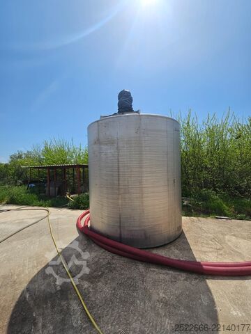 INOX REZERVOAR SA MEŠALICOM 20.000L INOX TANK SA MJESALICOM 20.000L 