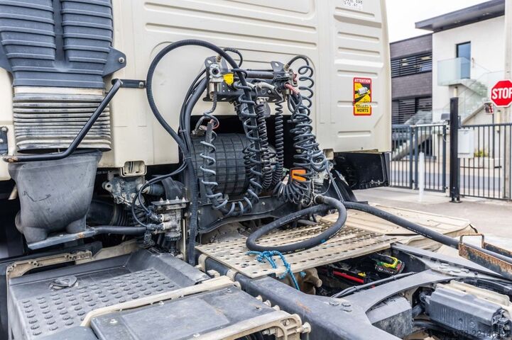 Standaard-SZM VOLVO FMX GLOB 460+HYDR