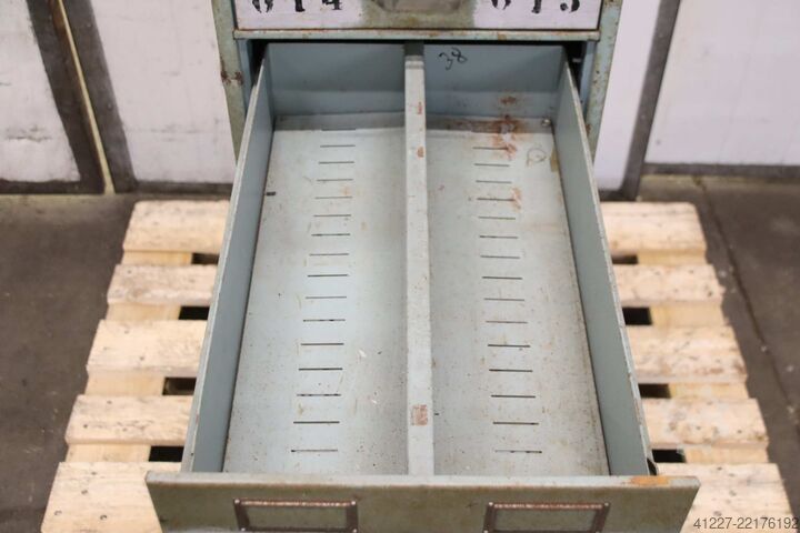 Szerszekrény, fiókos szekrény unbekannt 420/625/H1350 mm