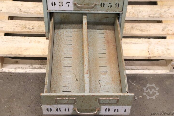 Szerszekrény, fiókos szekrény unbekannt 420/625/H1350 mm