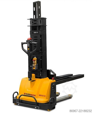 Carrello elevatore a montante autocarricante CORMAK SES10-13